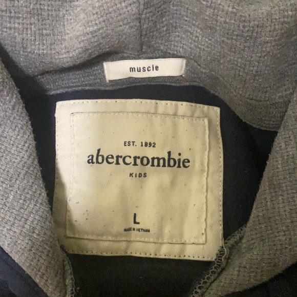 Abercrombie youth sweatshirt - Picture 2 of 2
